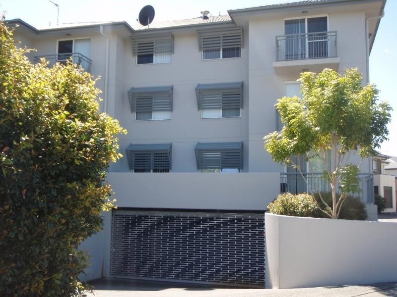 1110/33 Clark Street, Biggera Waters QLD 4216