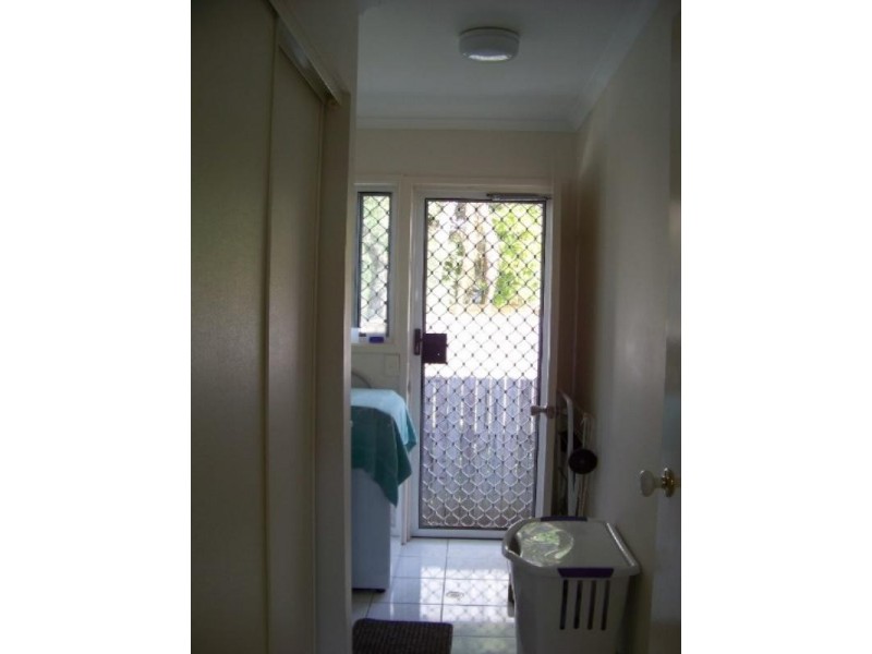 2/199 Turpin Road, Labrador QLD 4215