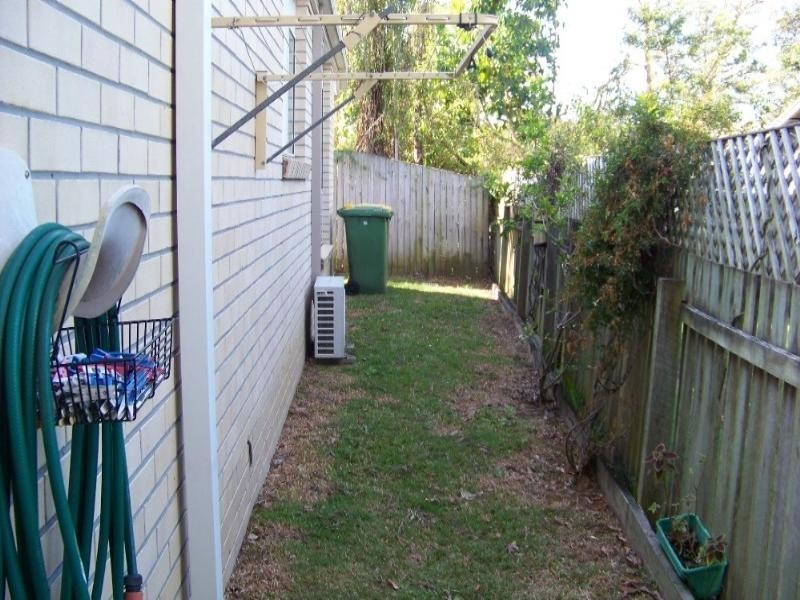 2/199 Turpin Road, Labrador QLD 4215