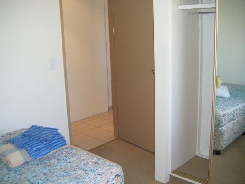 9/50 Peninsular Drive, Surfers Paradise QLD 4217