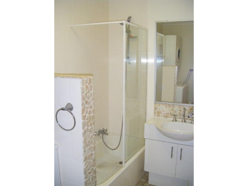 9/50 Peninsular Drive, Surfers Paradise QLD 4217