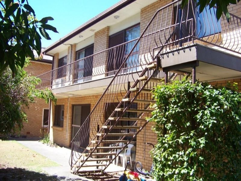 6/17 Middle Street, Labrador QLD 4215