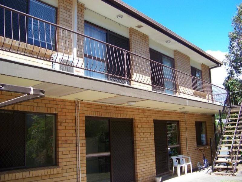 6/17 Middle Street, Labrador QLD 4215