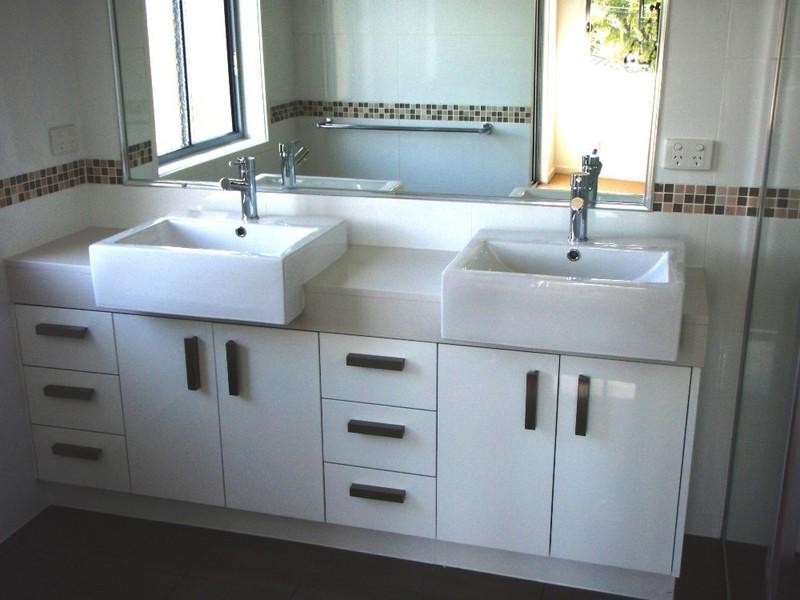 2/16 Wynflo Street, Labrador QLD 4215