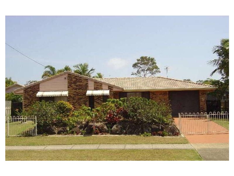 130 Olsen Avenue, Arundel QLD 4214