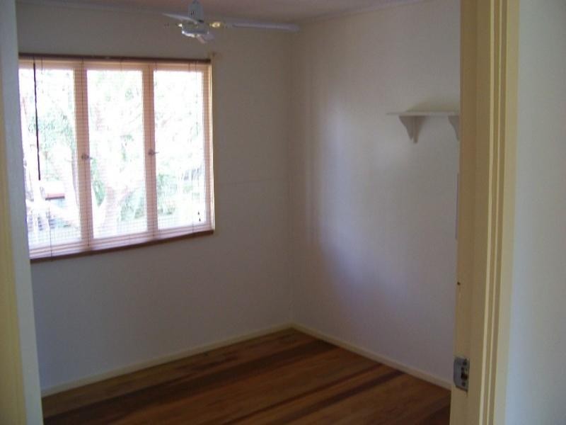 105B Wilson Street, Labrador QLD 4215