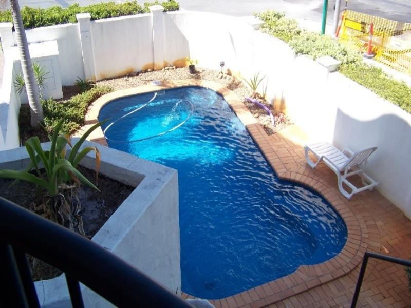 6/2 Broad Street, Labrador QLD 4215