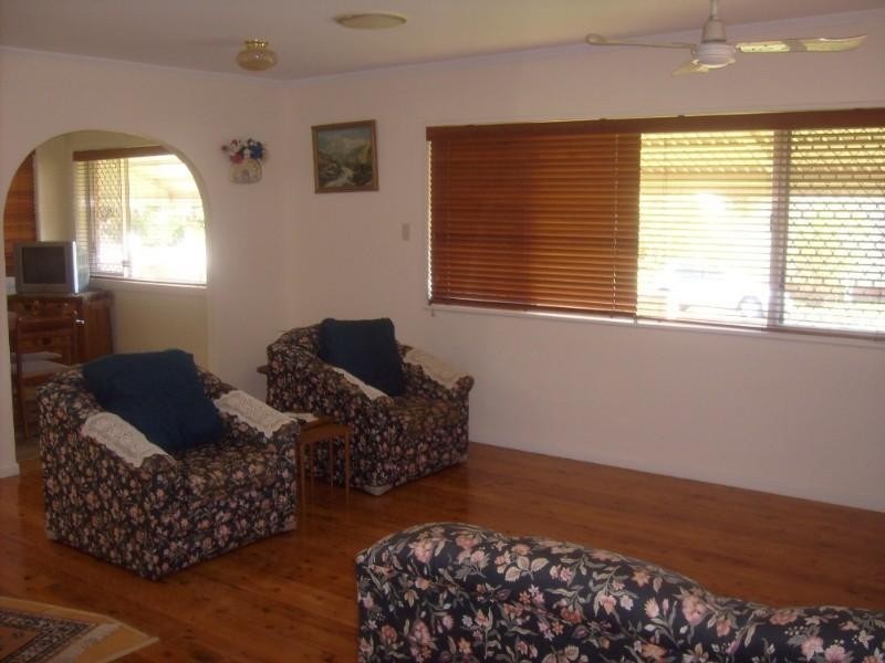 88 Robert Street, Labrador QLD 4215