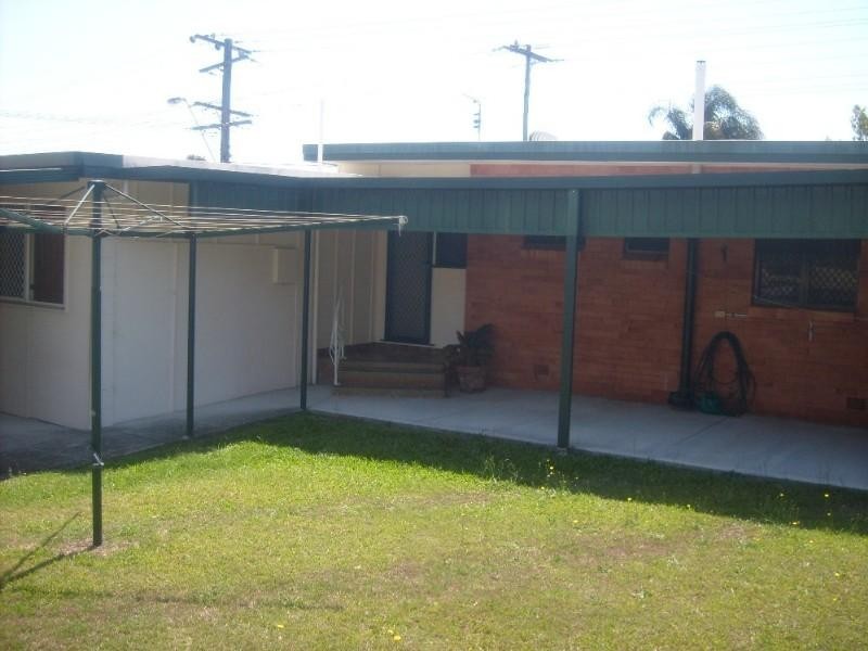 88 Robert Street, Labrador QLD 4215