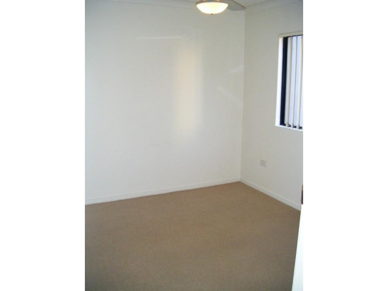 1/5 Loder Street, Biggera Waters QLD 4216