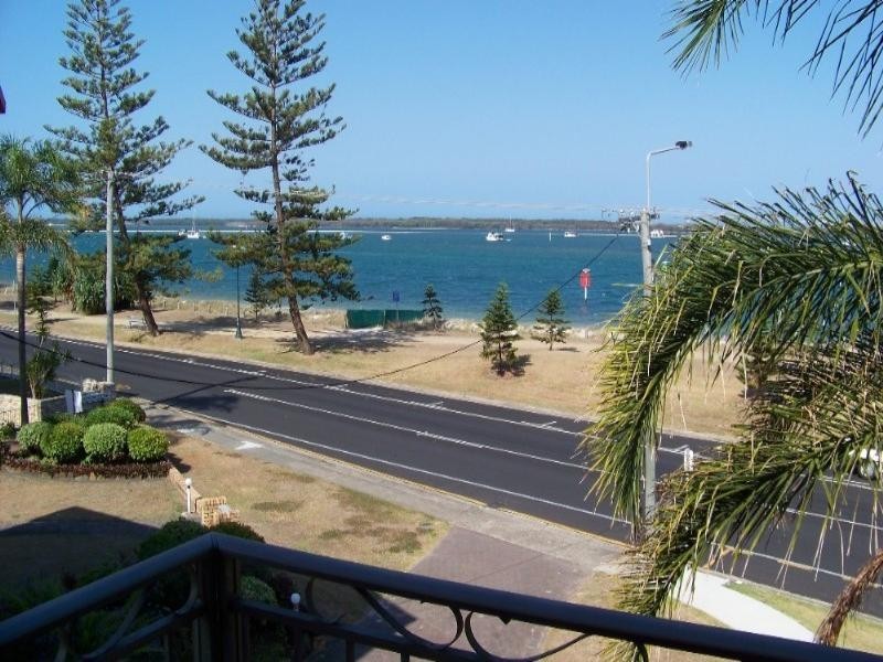 35/490 Marine Parade, Labrador QLD 4215