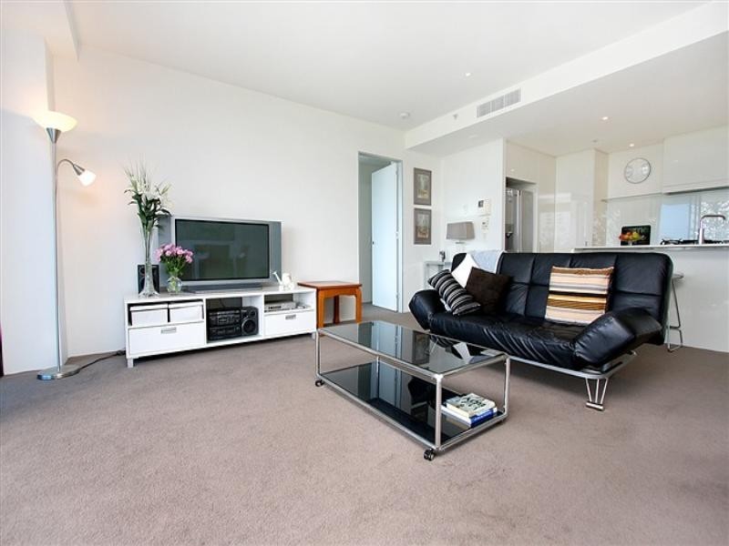 304/230 Marine Parade, Labrador QLD 4215