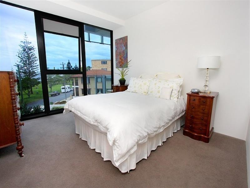 304/230 Marine Parade, Labrador QLD 4215