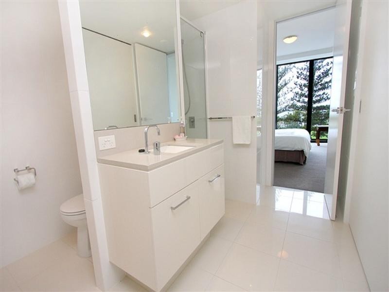 304/230 Marine Parade, Labrador QLD 4215