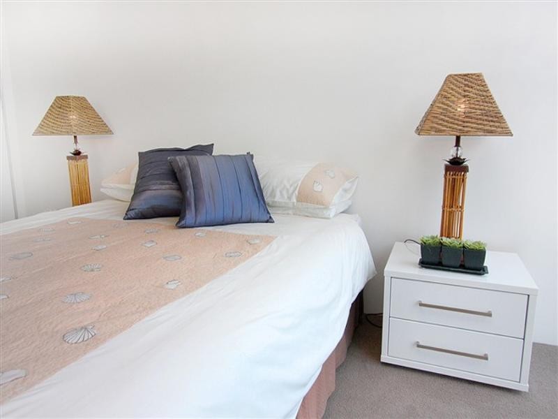 304/230 Marine Parade, Labrador QLD 4215