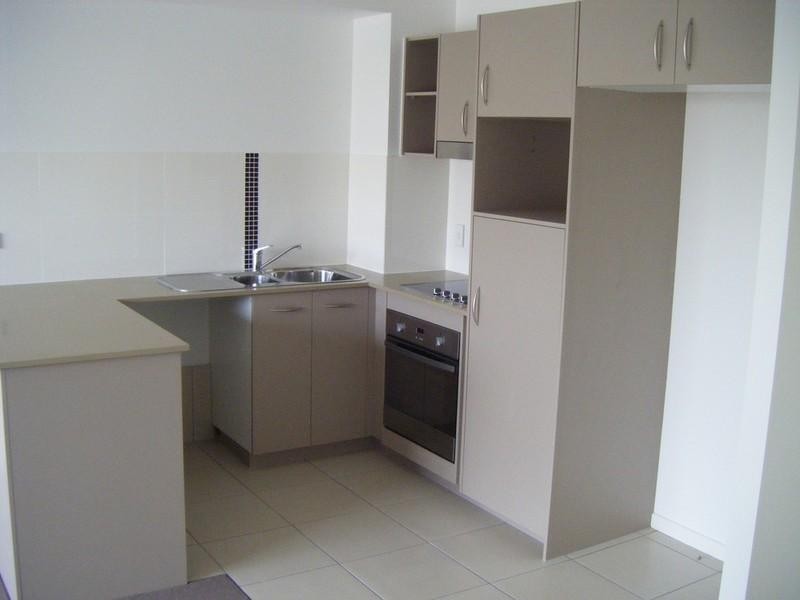 4/7 Phillip Street, Labrador QLD 4215