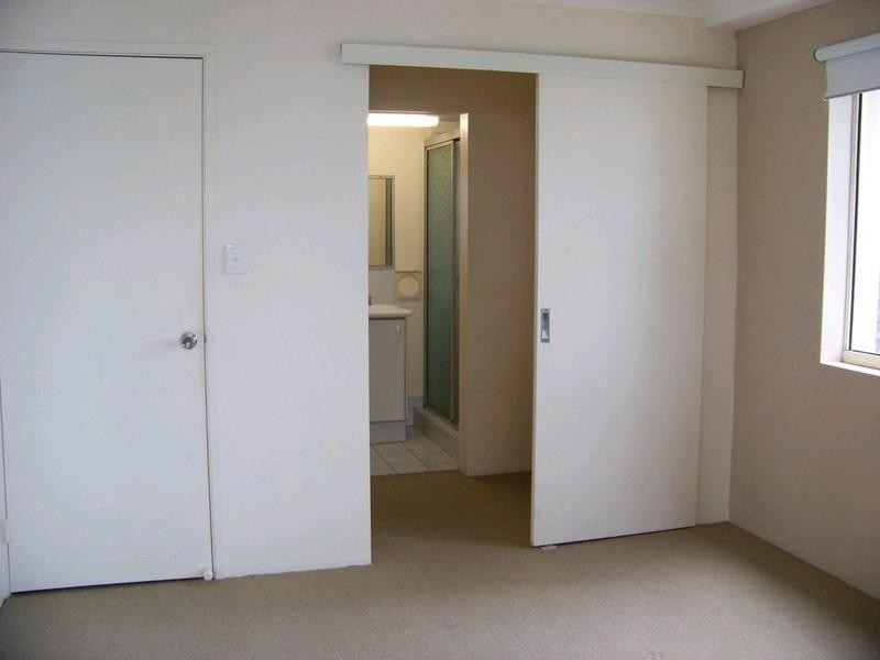 13/418 Marine Parade, Biggera Waters QLD 4216