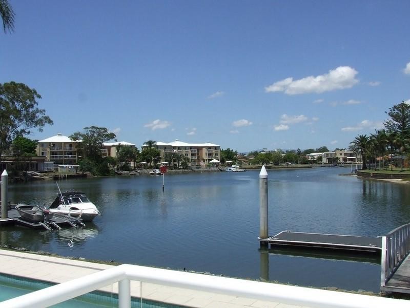 3/52 Back Street, Labrador QLD 4215