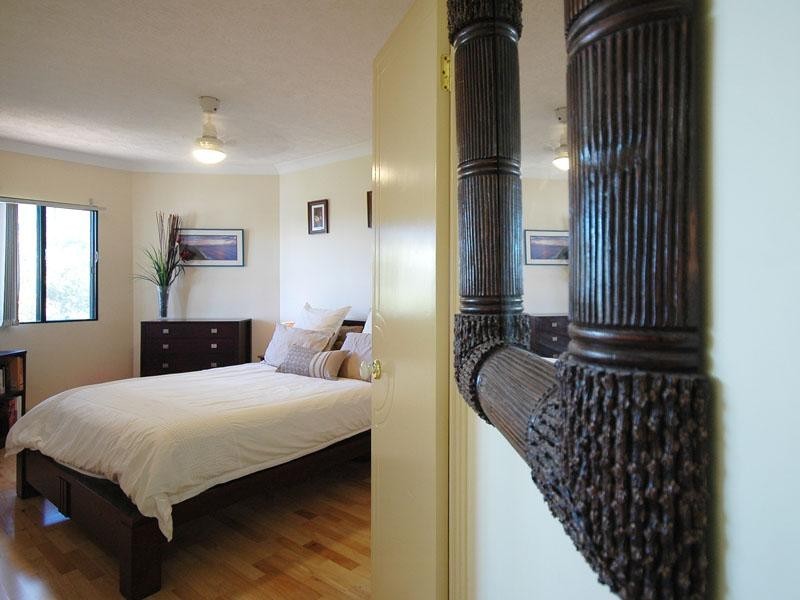 6/2 Broad Street, Labrador QLD 4215