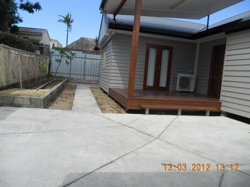 Labrador QLD 4215