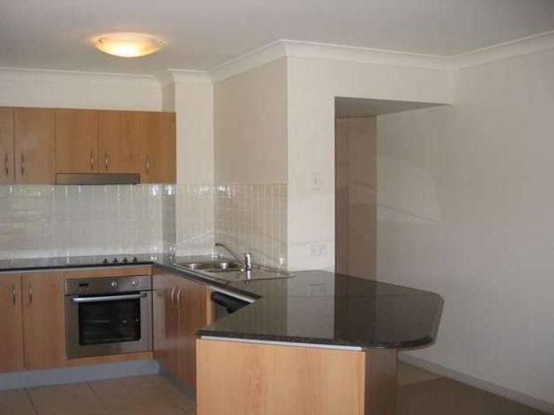 5/35 Loder Street, Labrador QLD 4215