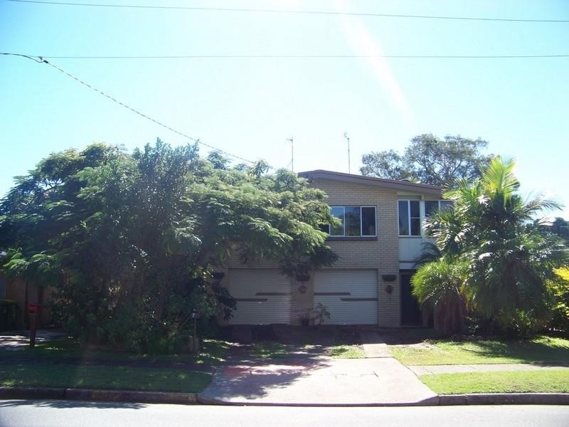 7 Coombabah Road, Runaway Bay QLD 4216