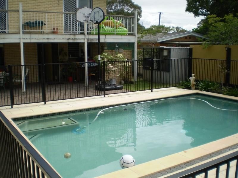 7 Coombabah Road, Runaway Bay QLD 4216