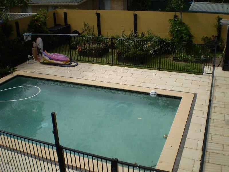 7 Coombabah Road, Runaway Bay QLD 4216