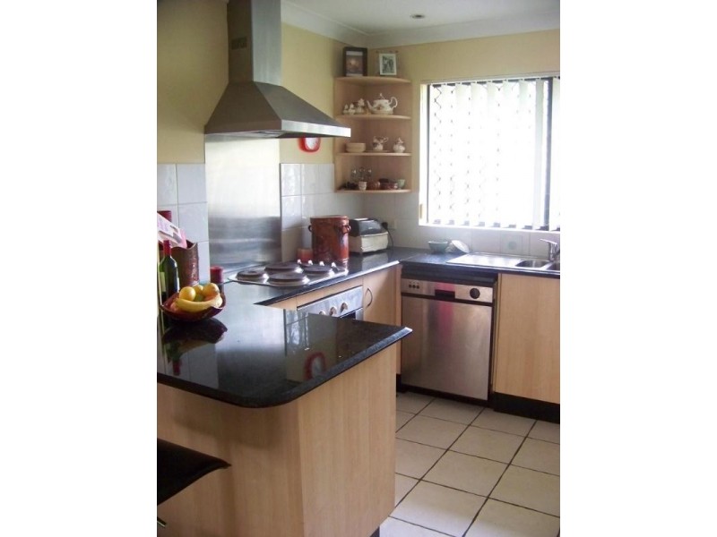 1/129 Muir Street, Labrador QLD 4215