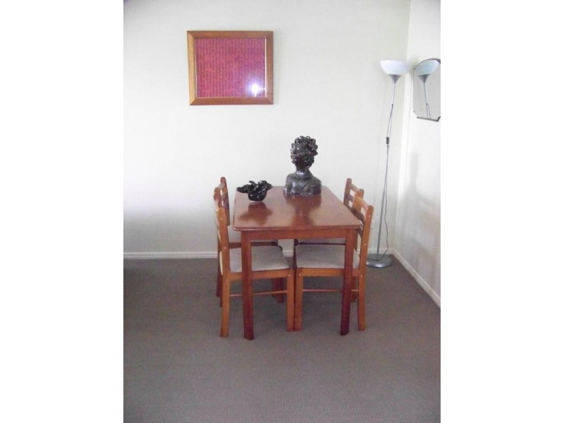 1/129 Muir Street, Labrador QLD 4215