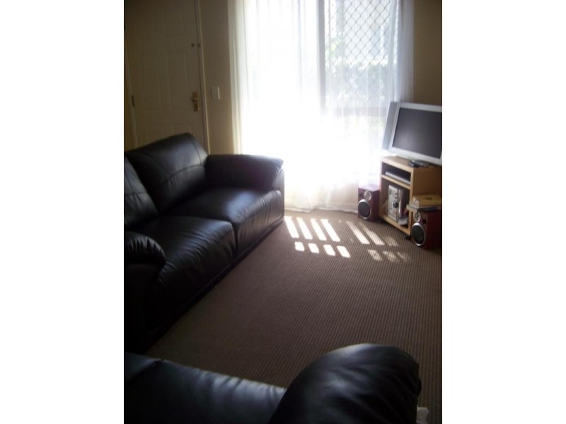 1/129 Muir Street, Labrador QLD 4215