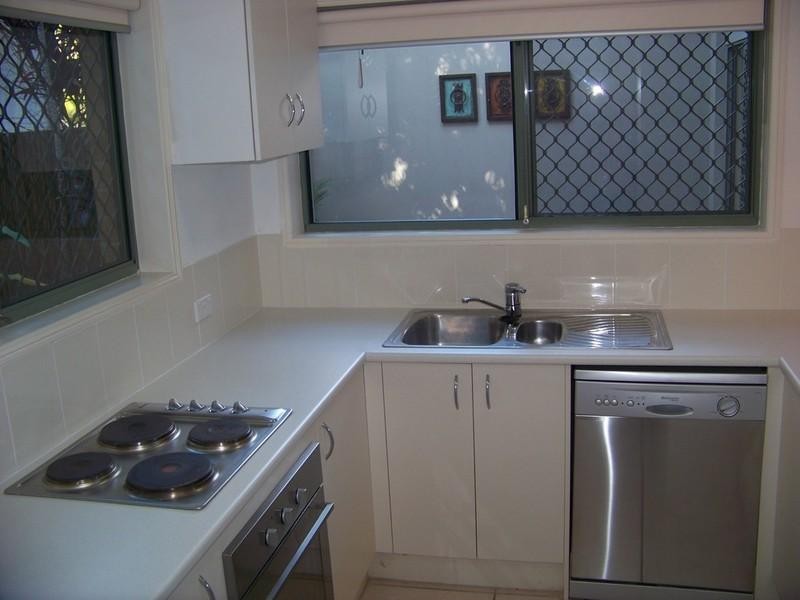 Labrador QLD 4215