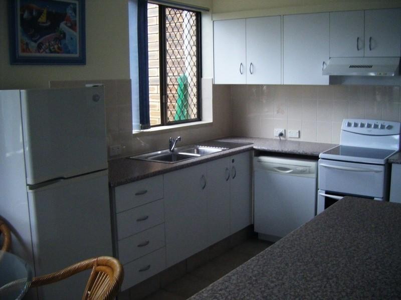 8/490 Marine Parade, Biggera Waters QLD 4216