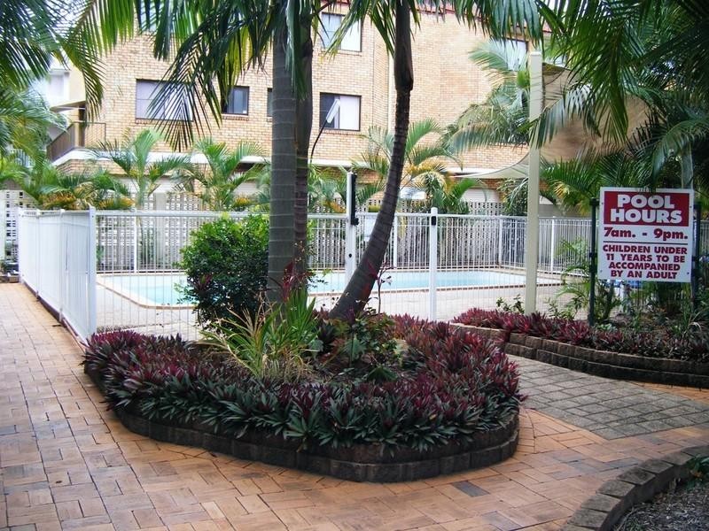 8/490 Marine Parade, Biggera Waters QLD 4216