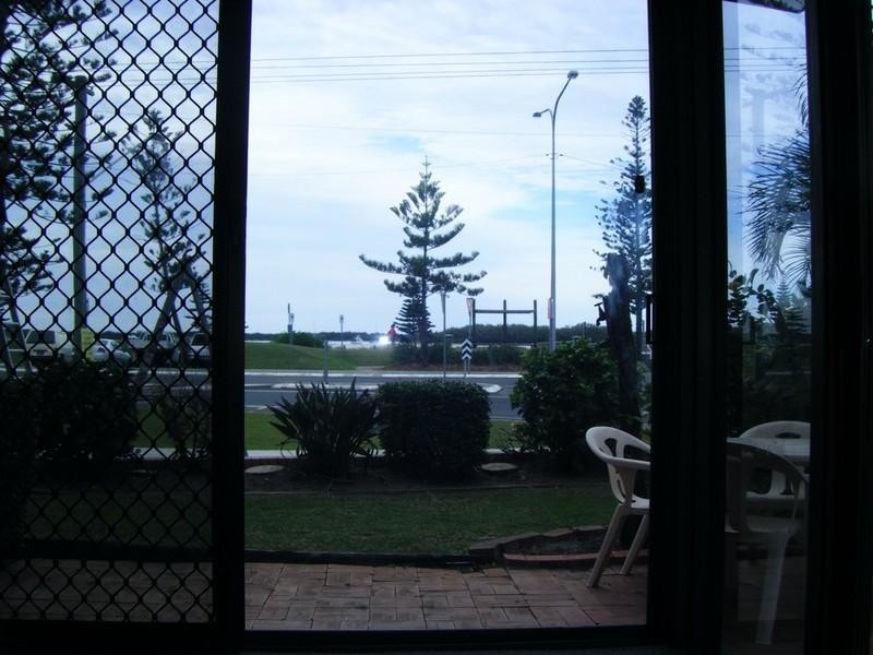 8/490 Marine Parade, Biggera Waters QLD 4216