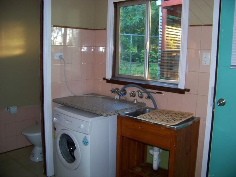 20 Sydney Street, Labrador QLD 4215