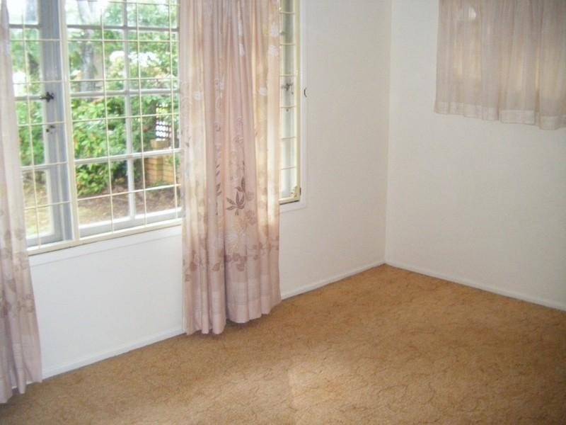 14 Annoula Avenue, Biggera Waters QLD 4216