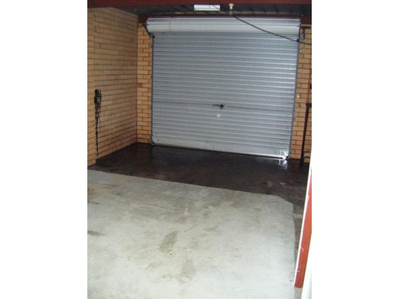 14 Annoula Avenue, Biggera Waters QLD 4216