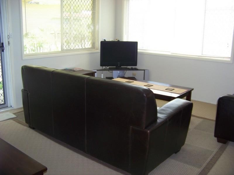 8 Jimmieson Avenue, Labrador QLD 4215