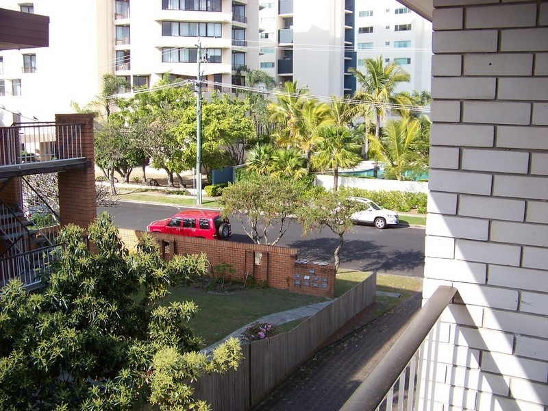 Labrador QLD 4215
