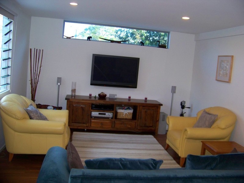 2/1 Coral Avenue, Labrador QLD 4215