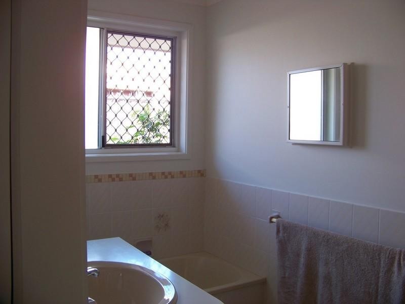 2/12 Sanctuary Court, Coombabah QLD 4216