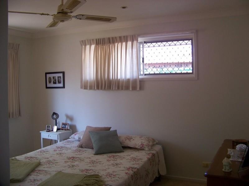 2/12 Sanctuary Court, Coombabah QLD 4216