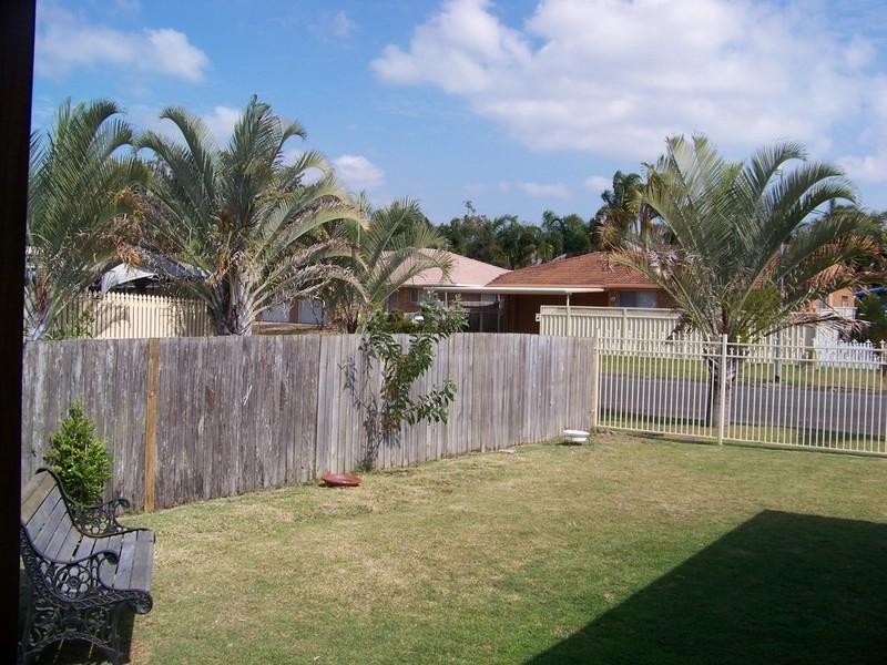 2/12 Sanctuary Court, Coombabah QLD 4216