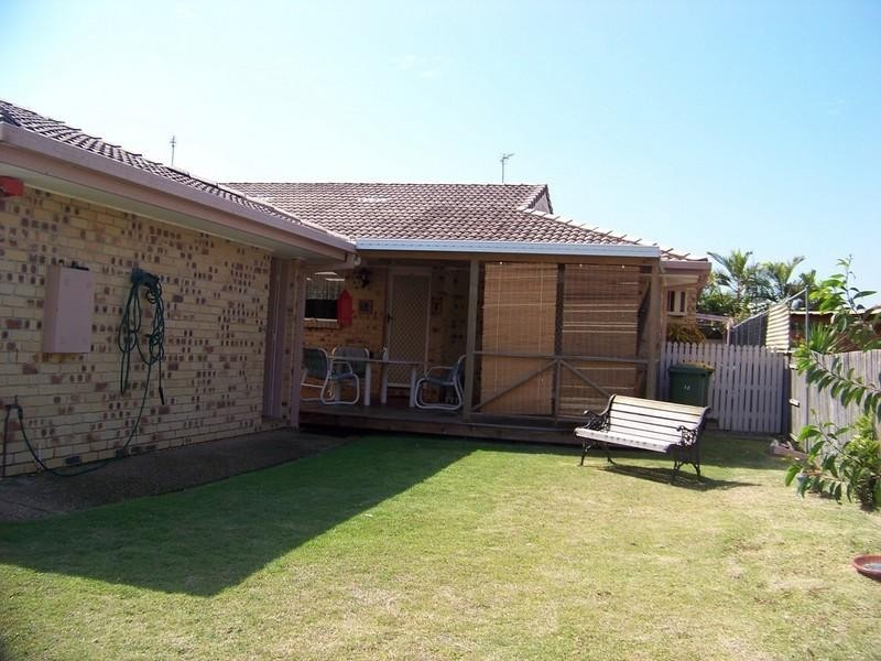 2/12 Sanctuary Court, Coombabah QLD 4216