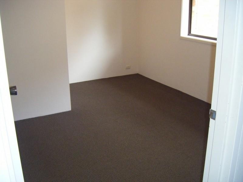 4/6 Broad Street, Labrador QLD 4215