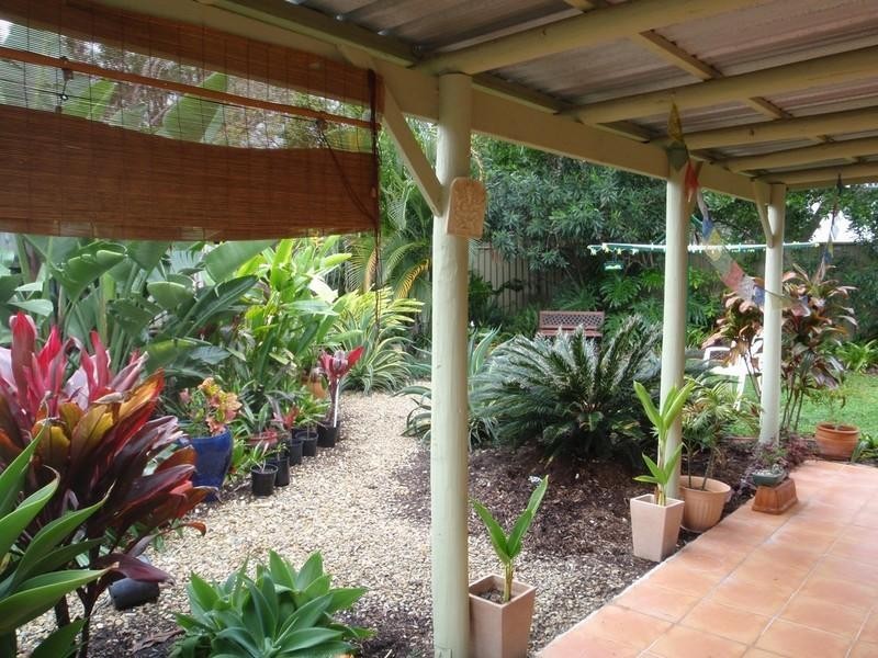 1/19A Wynflo Street, Labrador QLD 4215