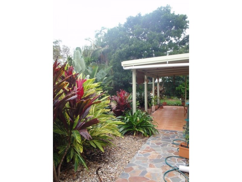 1/19A Wynflo Street, Labrador QLD 4215