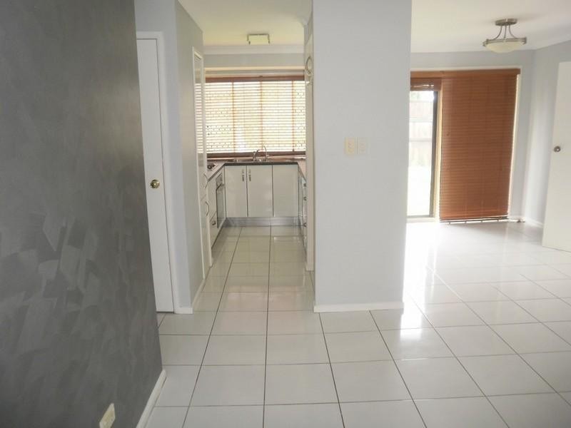 1/23 Crystal Reef Drive, Coombabah QLD 4216