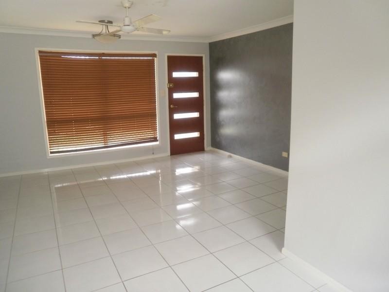 1/23 Crystal Reef Drive, Coombabah QLD 4216